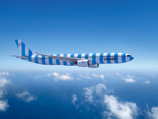 Premiere im deutschen Flugplan. Condor hebt erstmals Richtung Hainan ab.