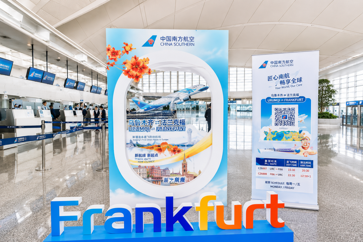 erste direkte internationale Passagierverbindung zwischen Xinjiang und Deutschland
